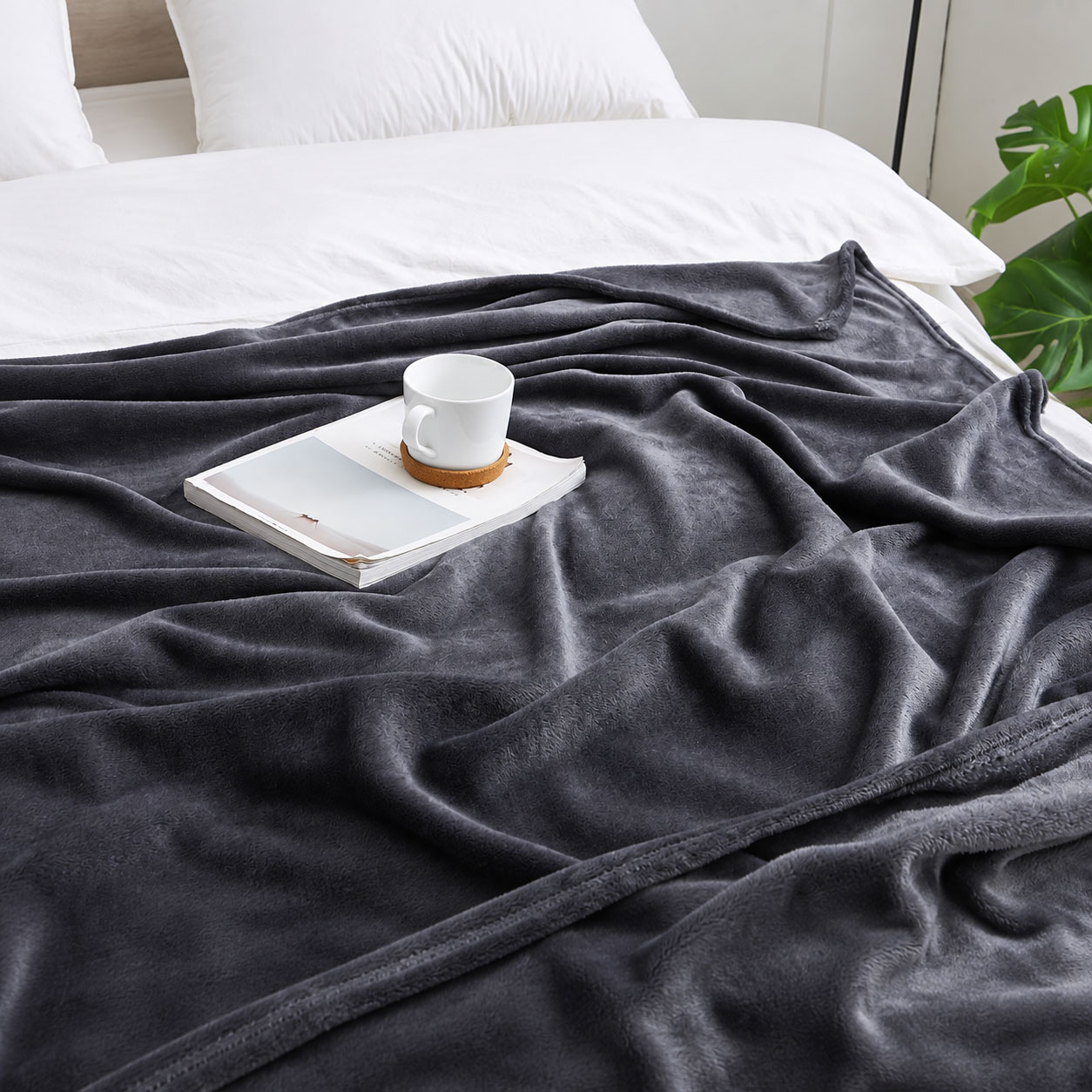 Blanket Faux Mink Black
